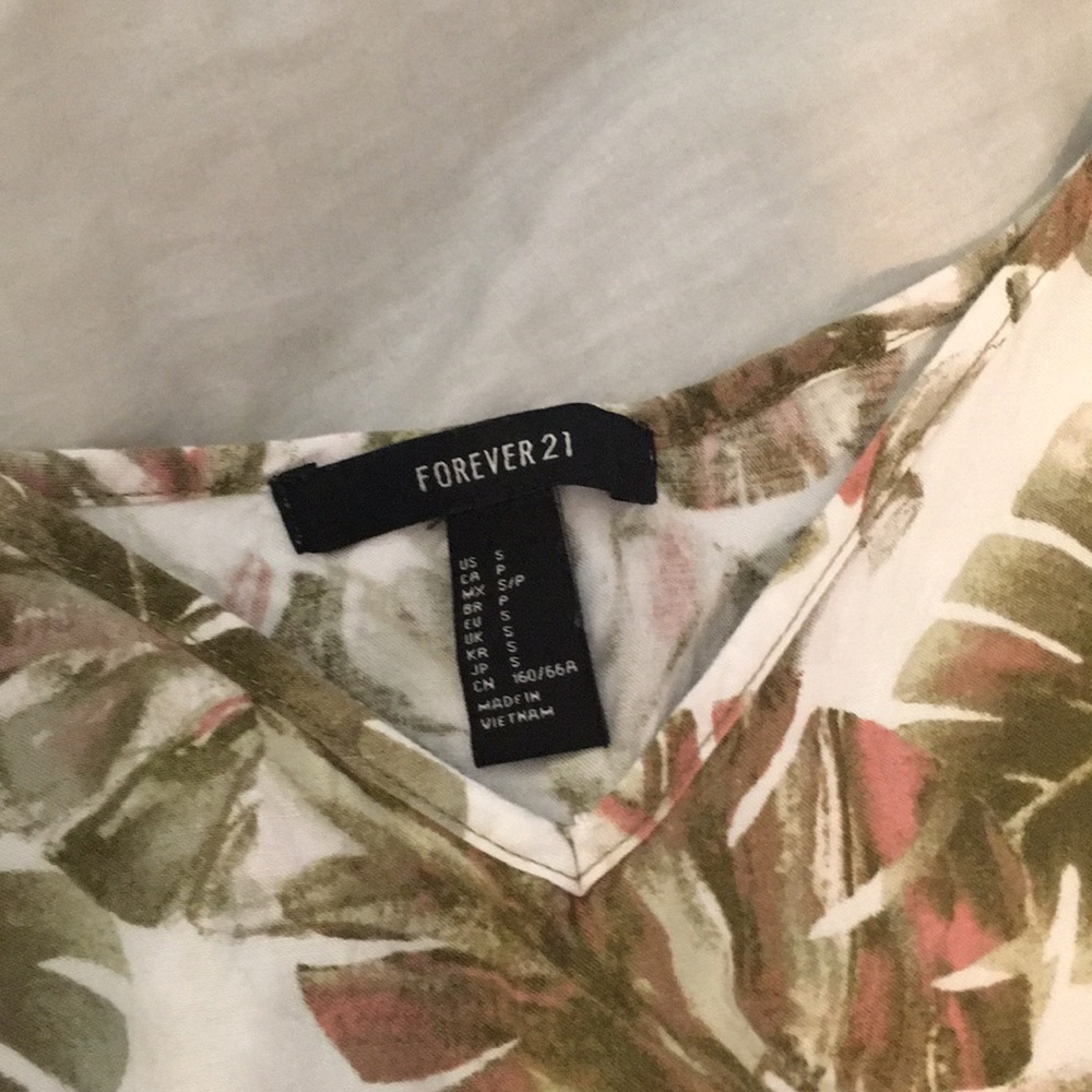 romper - Picture 5 of 5